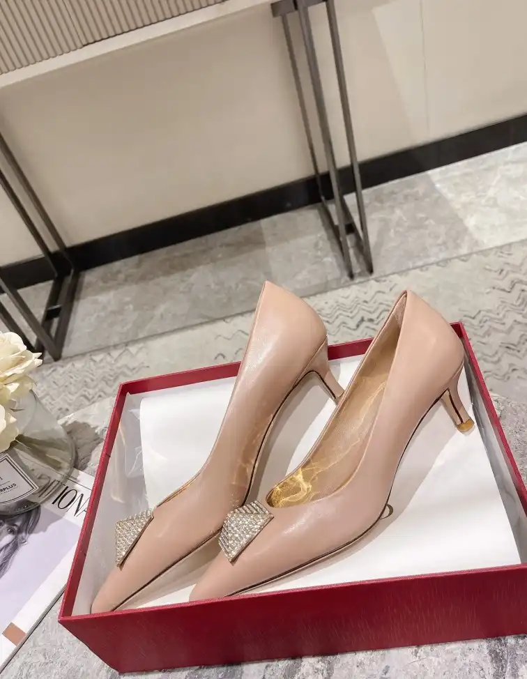 hype Valentino High Heels