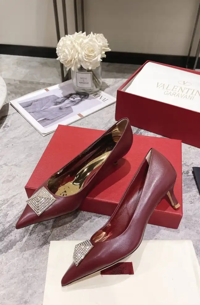 hype Valentino High Heels