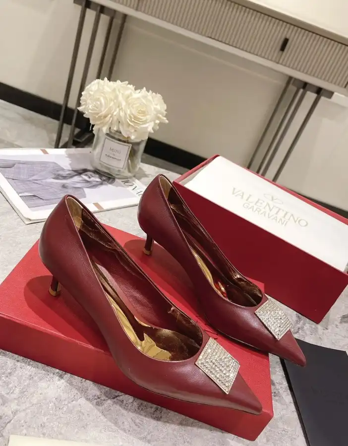 hype Valentino High Heels