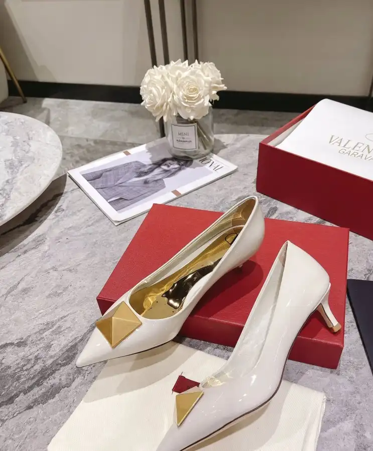 hype Valentino High Heels