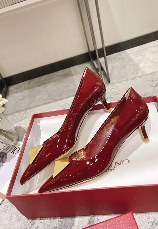 hype Valentino High Heels