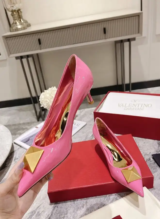 hype Valentino High Heels