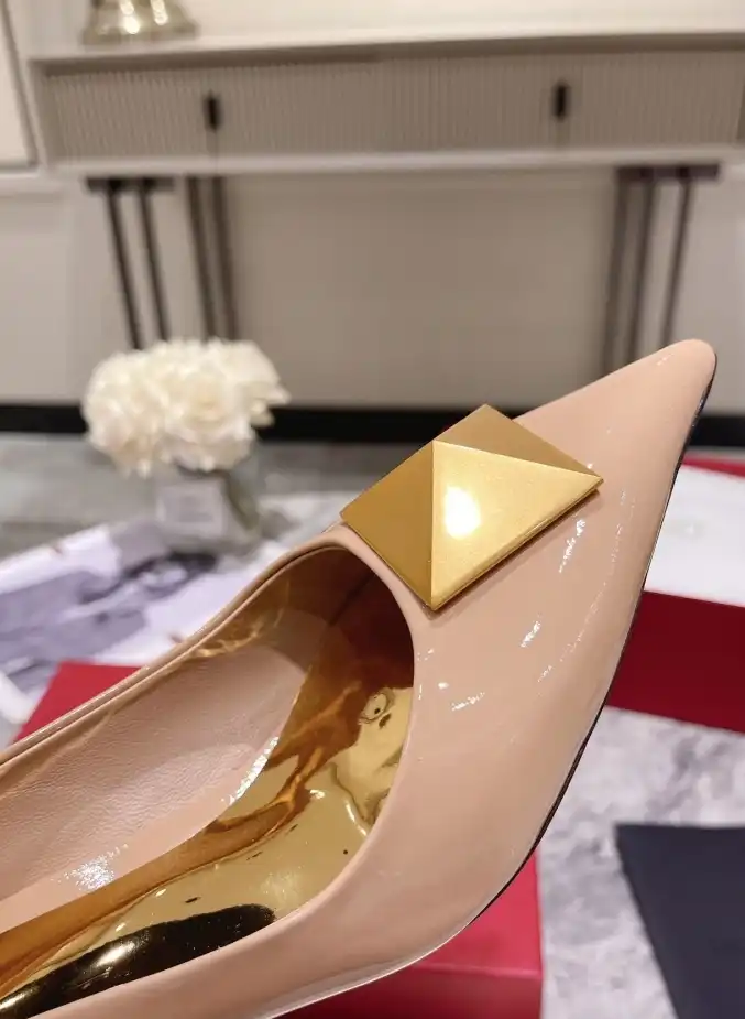 hype Valentino High Heels