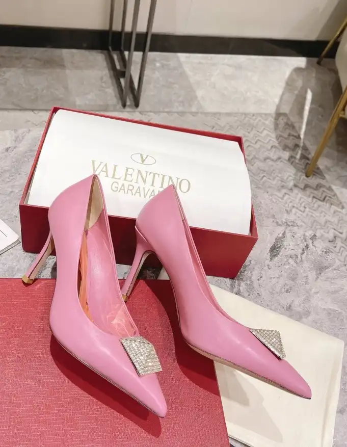 hype Valentino High Heels