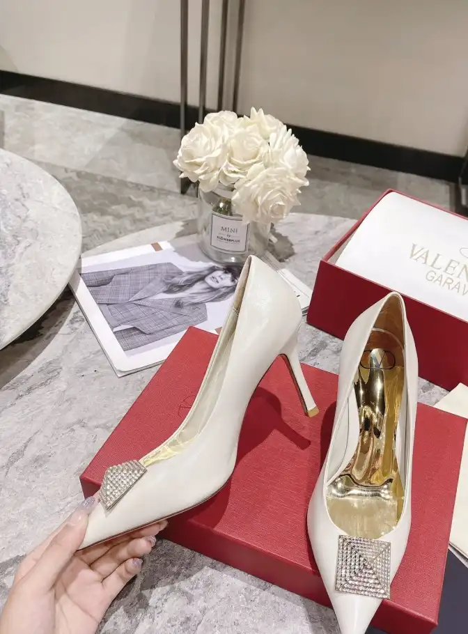 hype Valentino High Heels