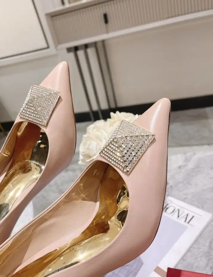 hype Valentino High Heels