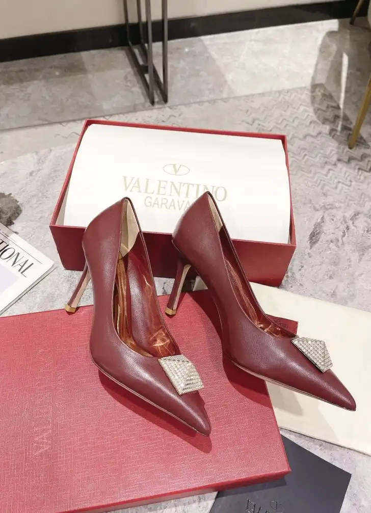 hype Valentino High Heels