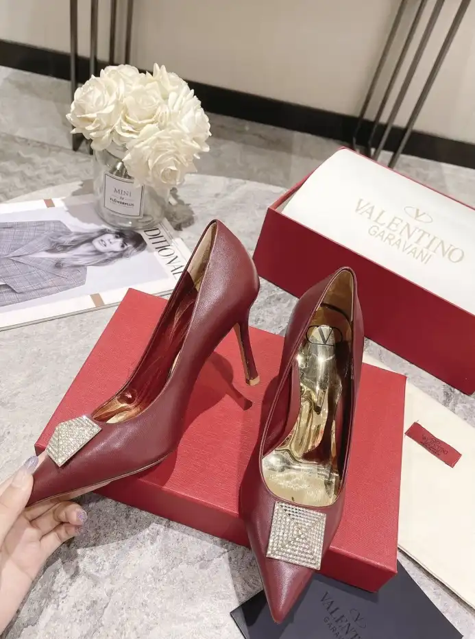 hype Valentino High Heels