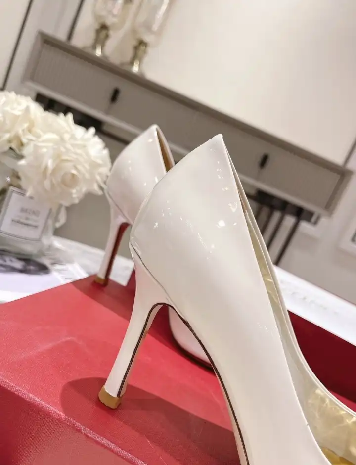 hype Valentino High Heels