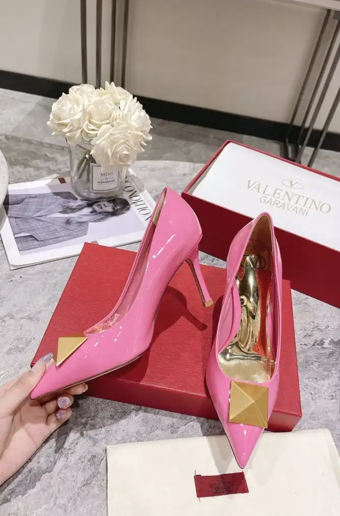 hype Valentino High Heels