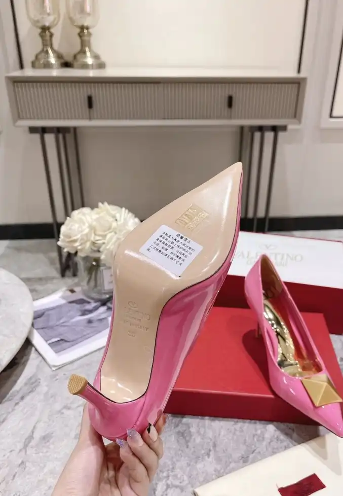 hype Valentino High Heels