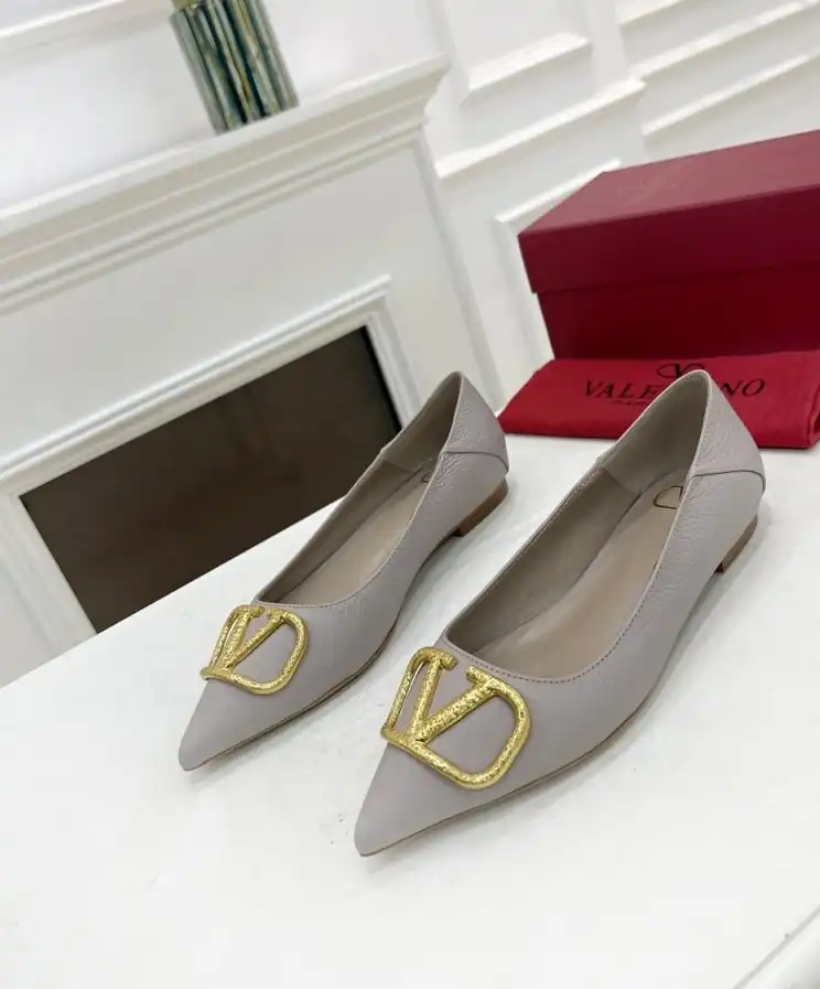 hype Valentino High Heels