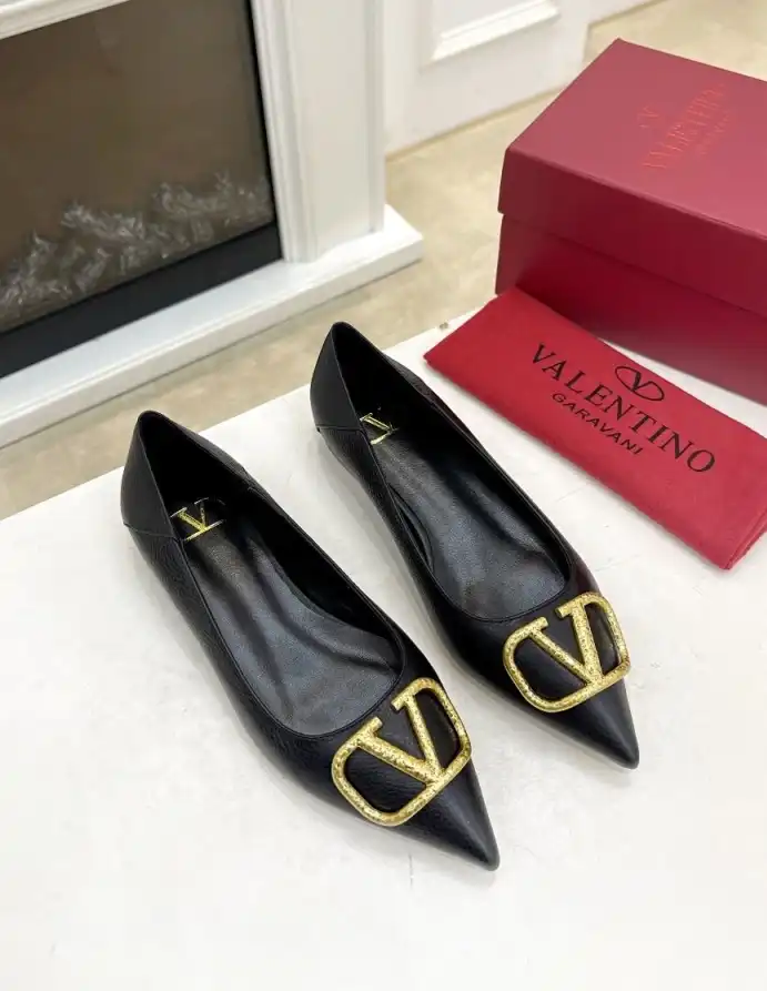 hype Valentino High Heels