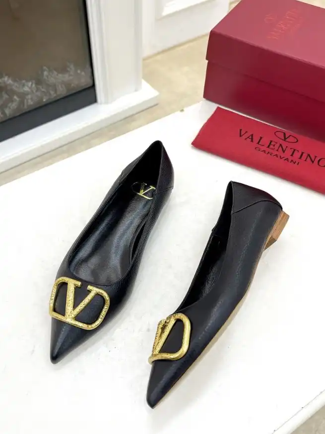 hype Valentino High Heels