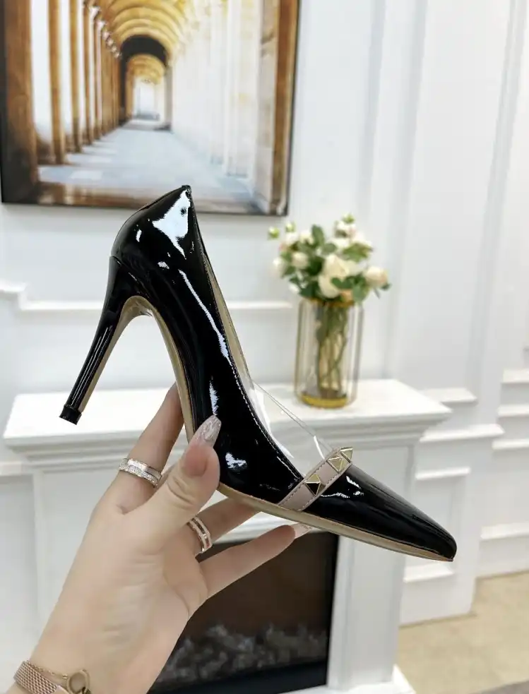 hype Valentino High Heels