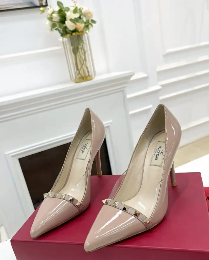 hype Valentino High Heels