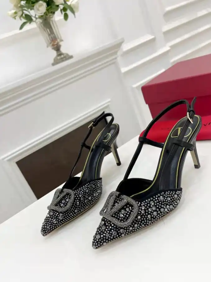 hype Valentino High Heels