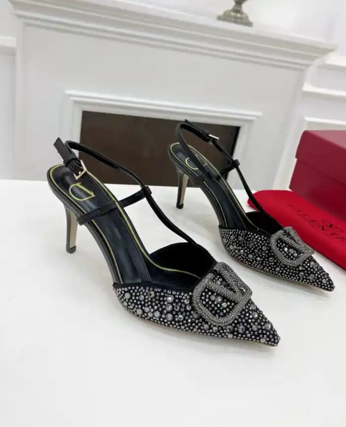 hype Valentino High Heels