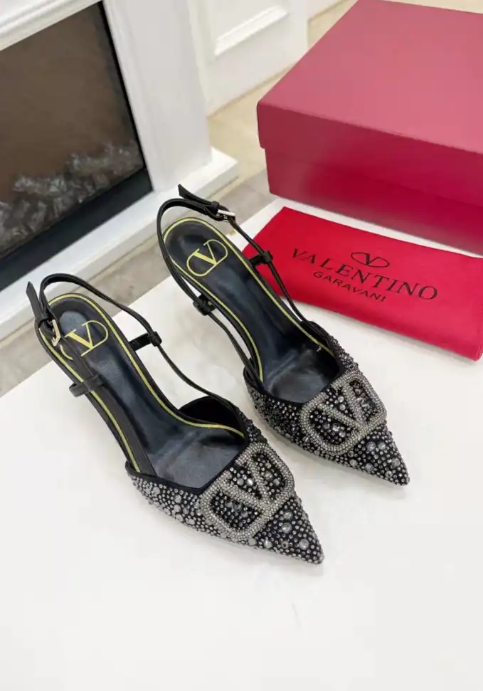 hype Valentino High Heels