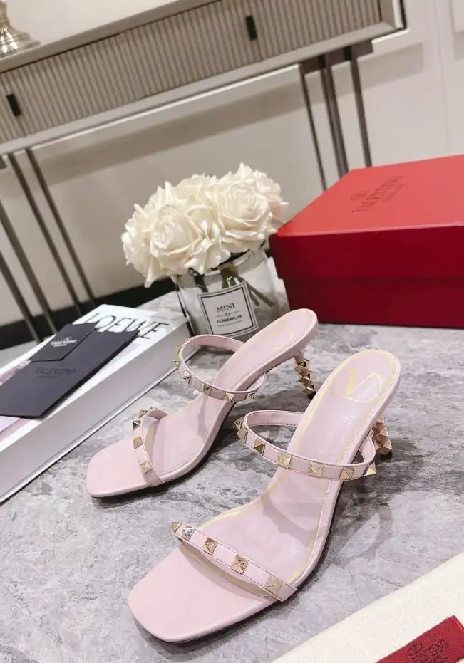 hype Valentino Sandals