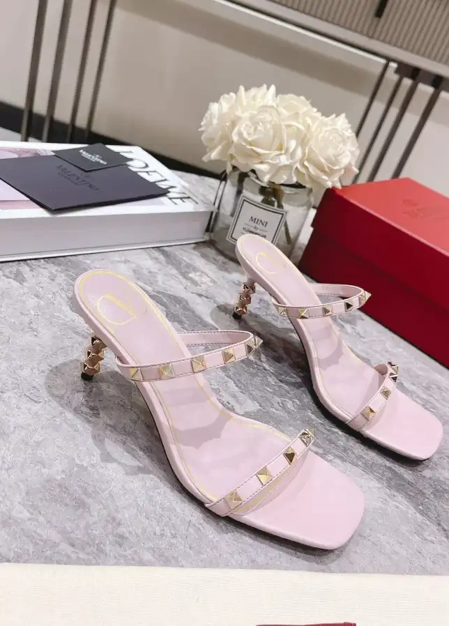 hype Valentino Sandals