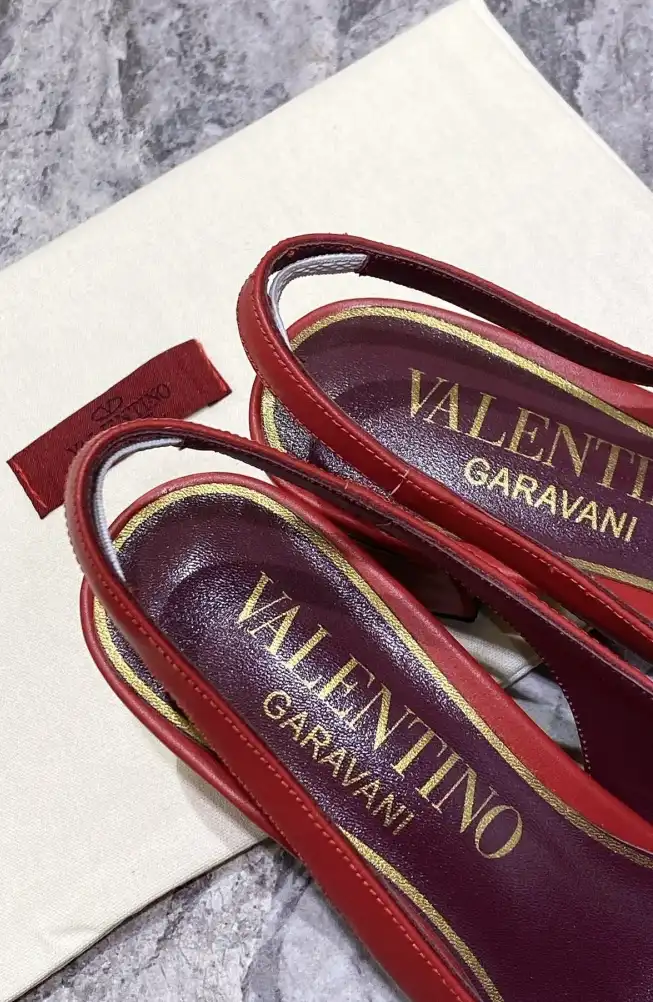 hype Valentino High Heels