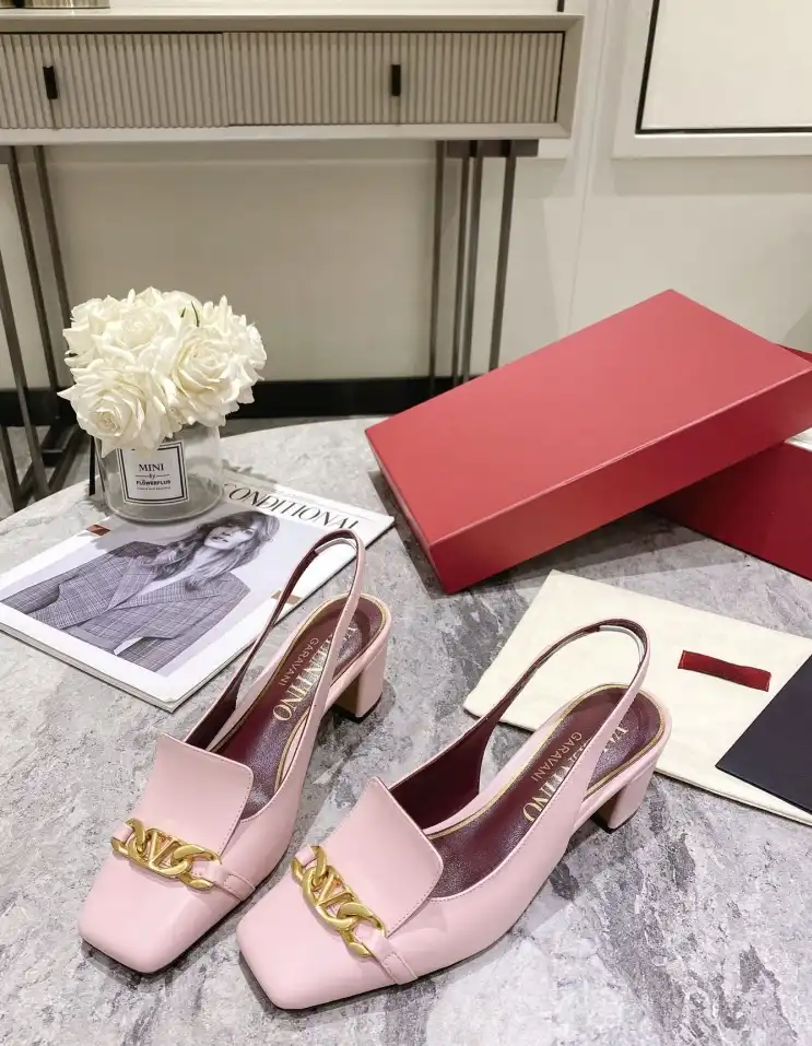 hype Valentino High Heels