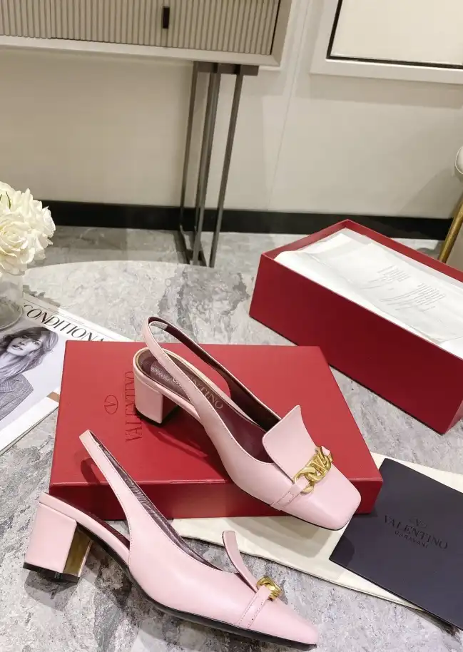 hype Valentino High Heels