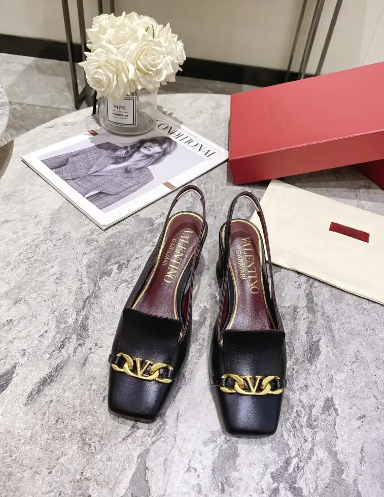 hype Valentino High Heels