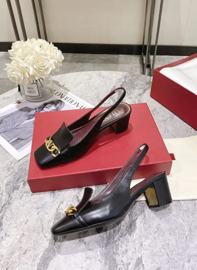 hype Valentino High Heels