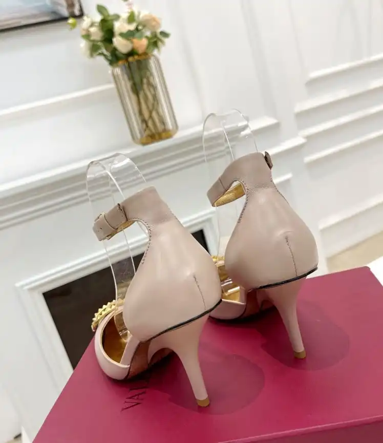 hype Valentino High Heels