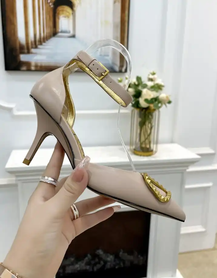 hype Valentino High Heels