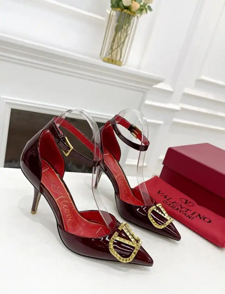 hype Valentino High Heels