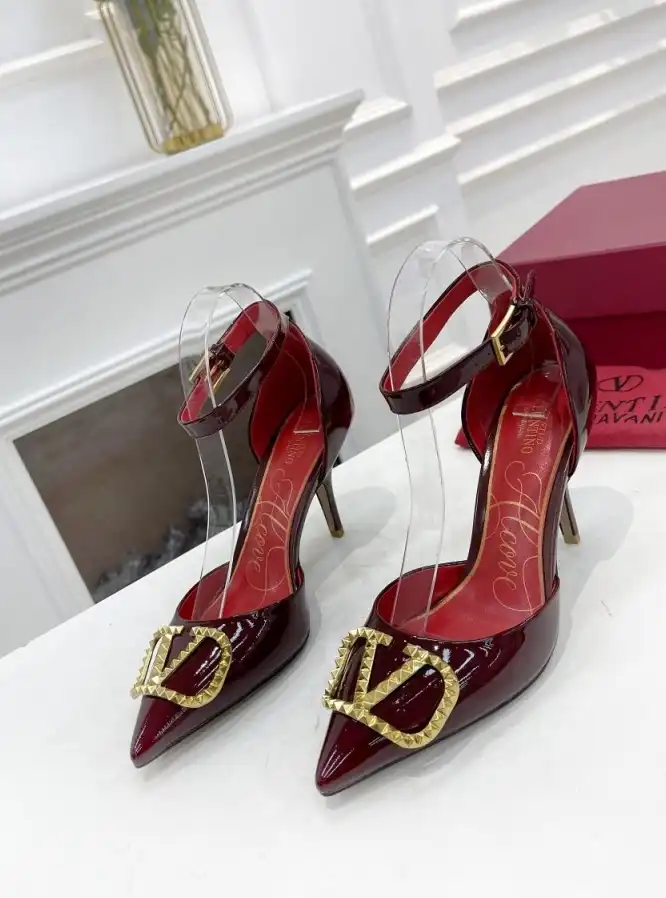 hype Valentino High Heels