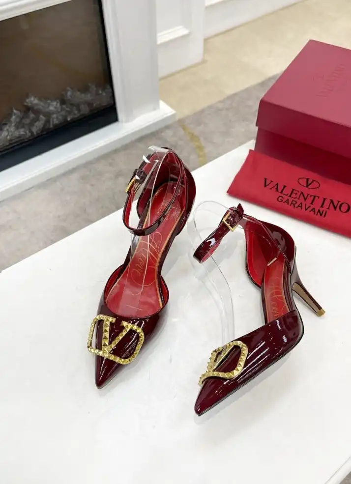 hype Valentino High Heels