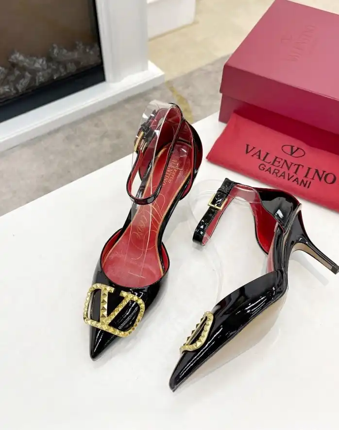 hype Valentino High Heels