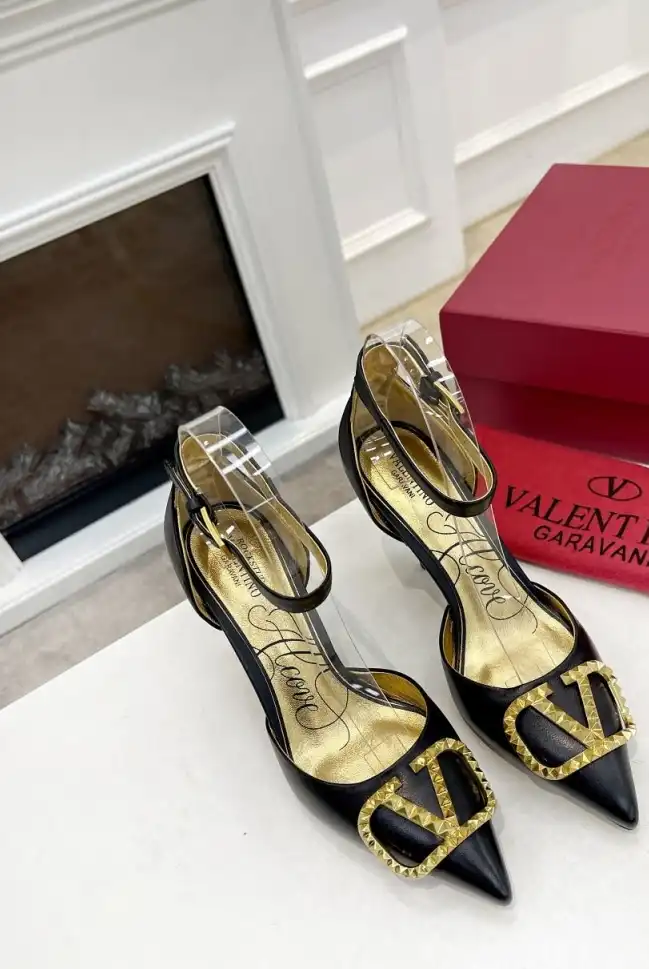 hype Valentino High Heels