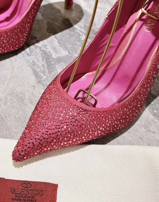 hype Valentino High Heels