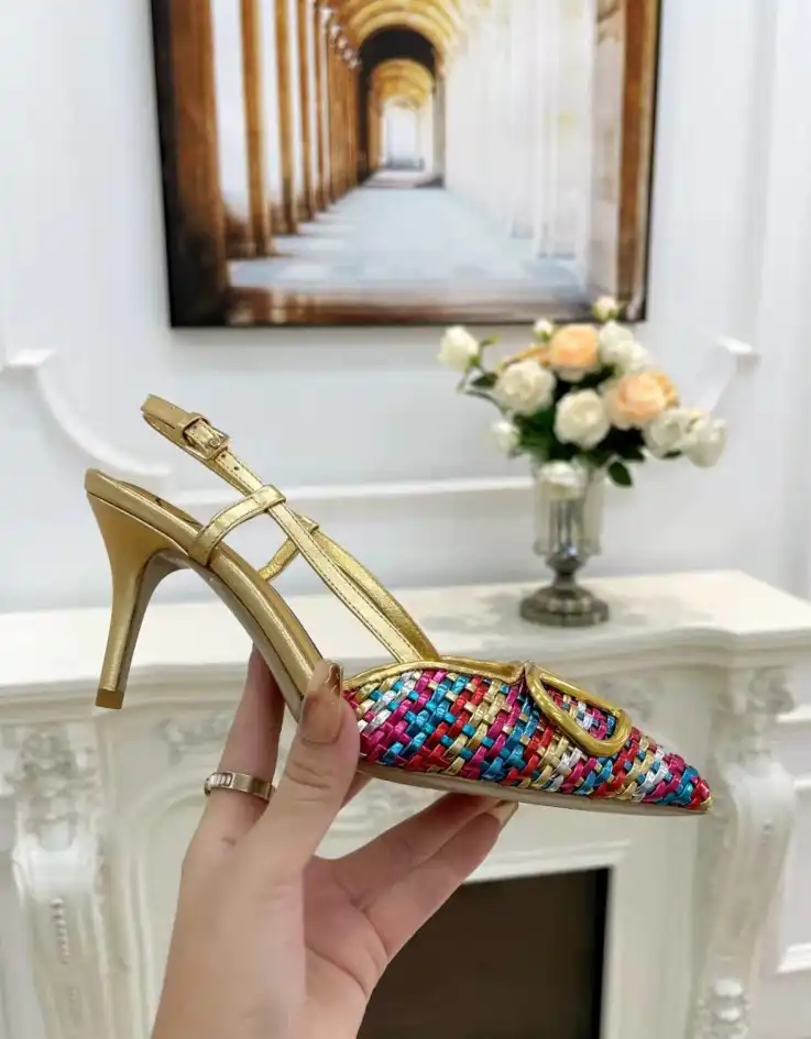 hype Valentino Sandals