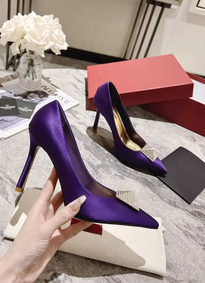 hype Valentino High Heels