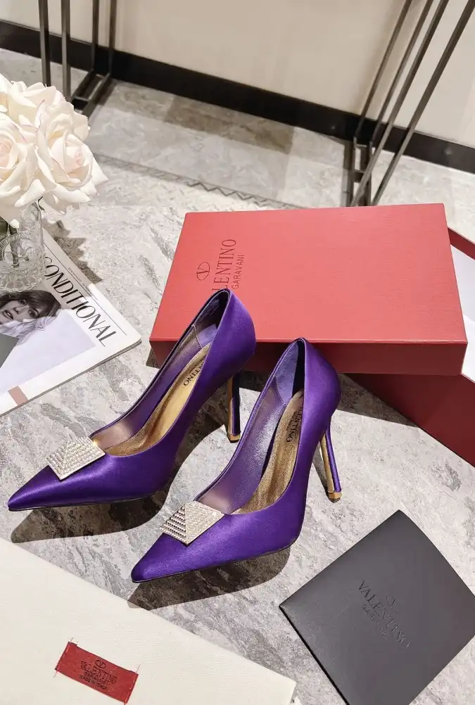 hype Valentino High Heels