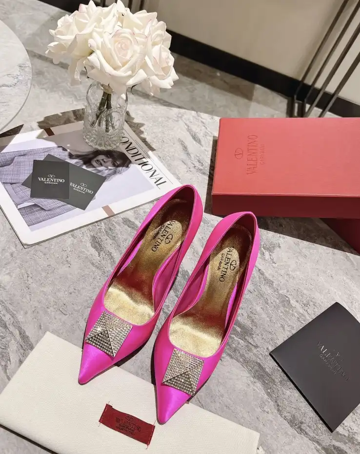 hype Valentino High Heels