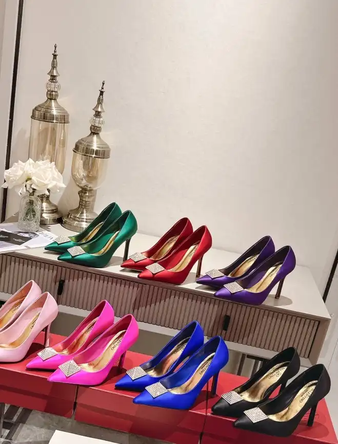 hype Valentino High Heels