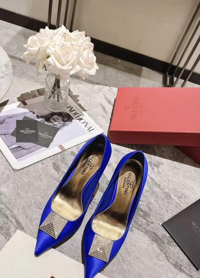 hype Valentino High Heels