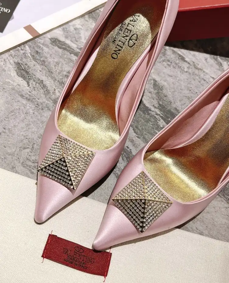 hype Valentino High Heels