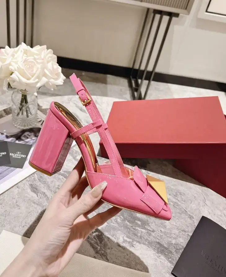 hype Valentino High Heels