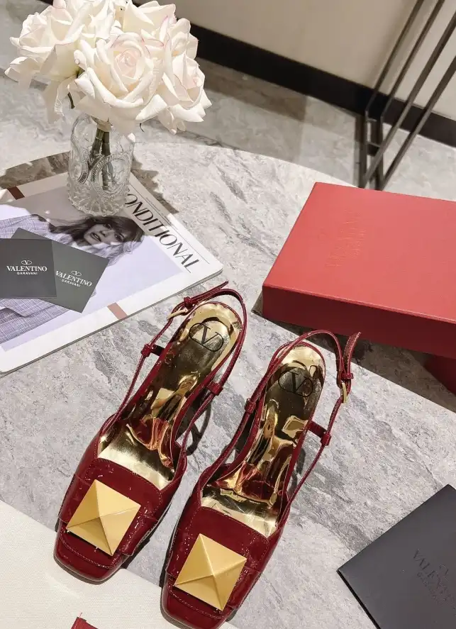 hype Valentino High Heels