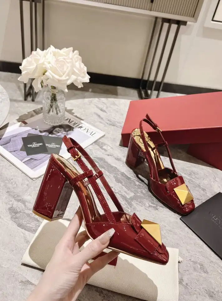 hype Valentino High Heels