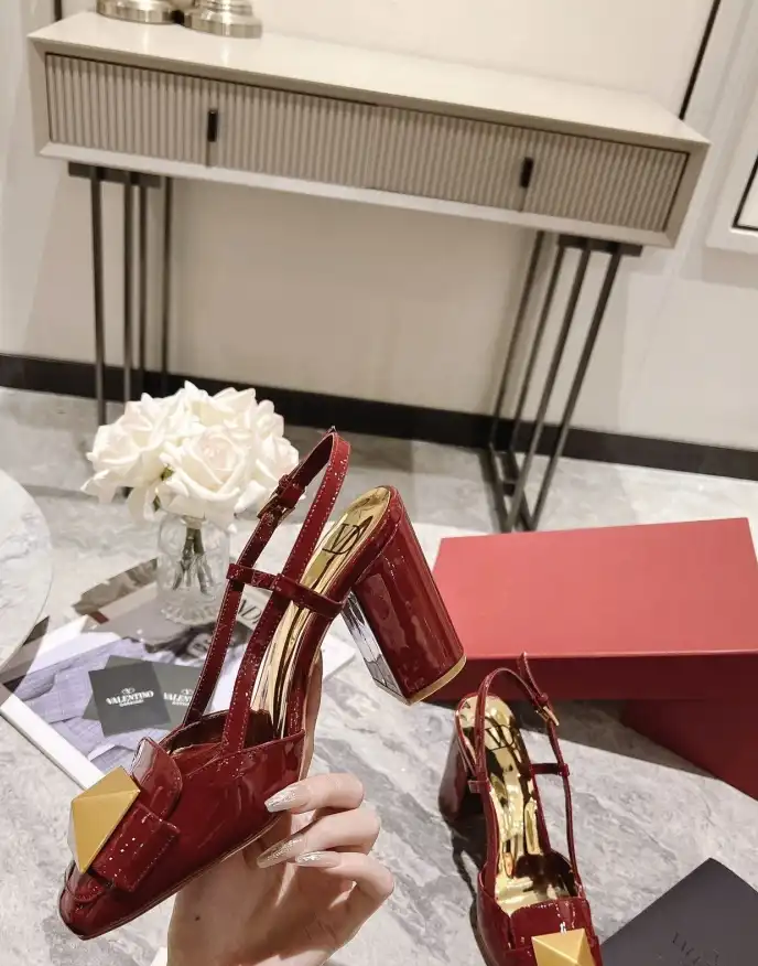 hype Valentino High Heels