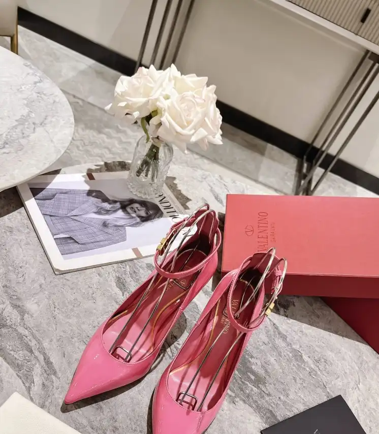 hype Valentino High Heels